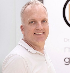 Dr. Gunschl
